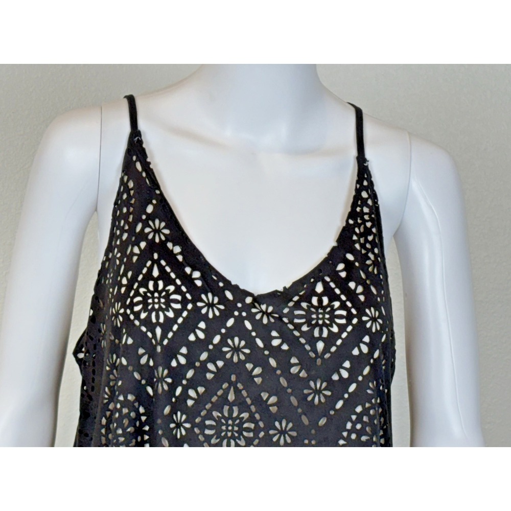 Black‎ Eyelet Cutout Cami Tank Top Womens Size M Asymmetrical Hem Festival Indie - Picture 3 of 16
